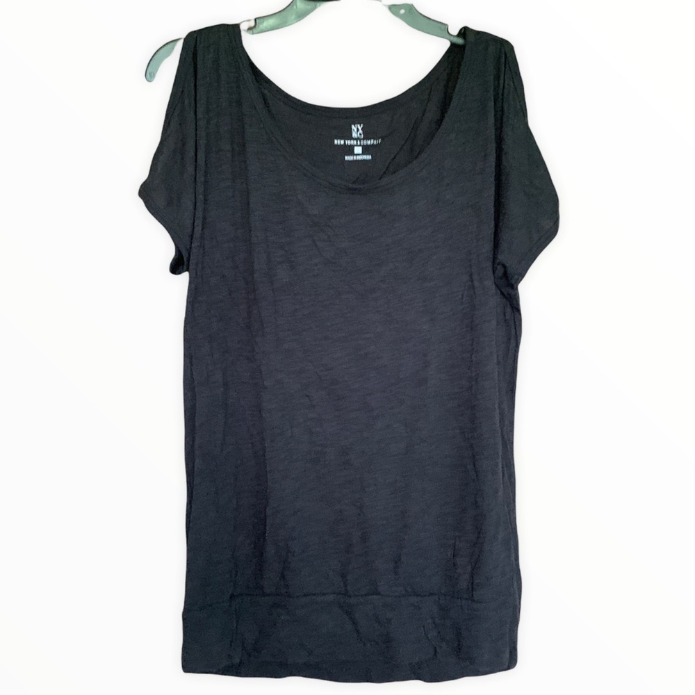 New York & Company Cold Shoulder Black Top Size M